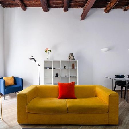 Appartamento Moderno Nel Centro Storico Napels Buitenkant foto